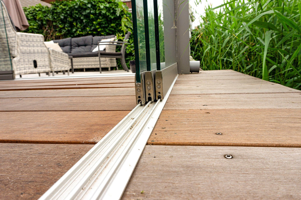 SkyView Pro Aluminium Glass Room Veranda Glass Roof Glass Sliding Doors