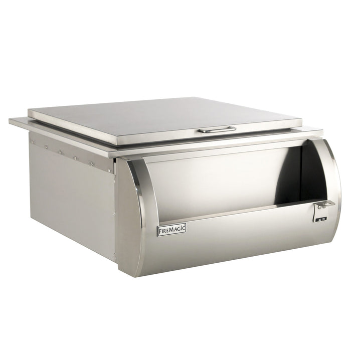 Fire Magic Built-In Refreshment Center with Insulated Lid