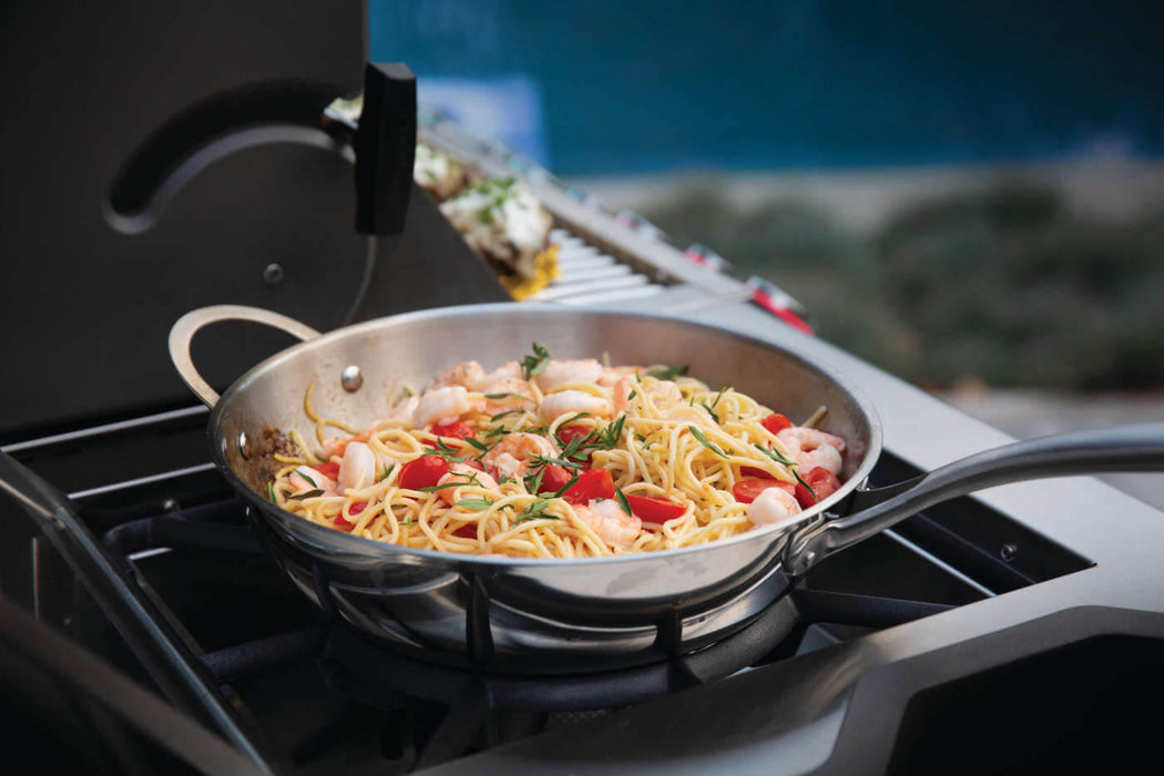 Napoleon Prestige® Pro 825 Rsbi With Power Side Burner, Infrared Rear & Bottom Burners